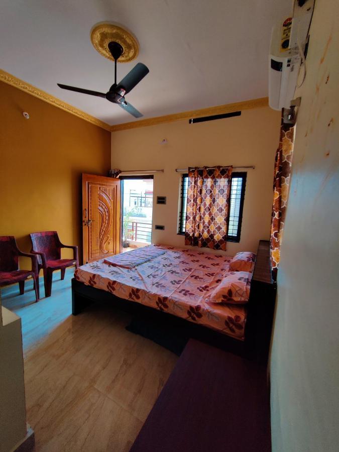 Balaji Homestay Hampi Exterior photo